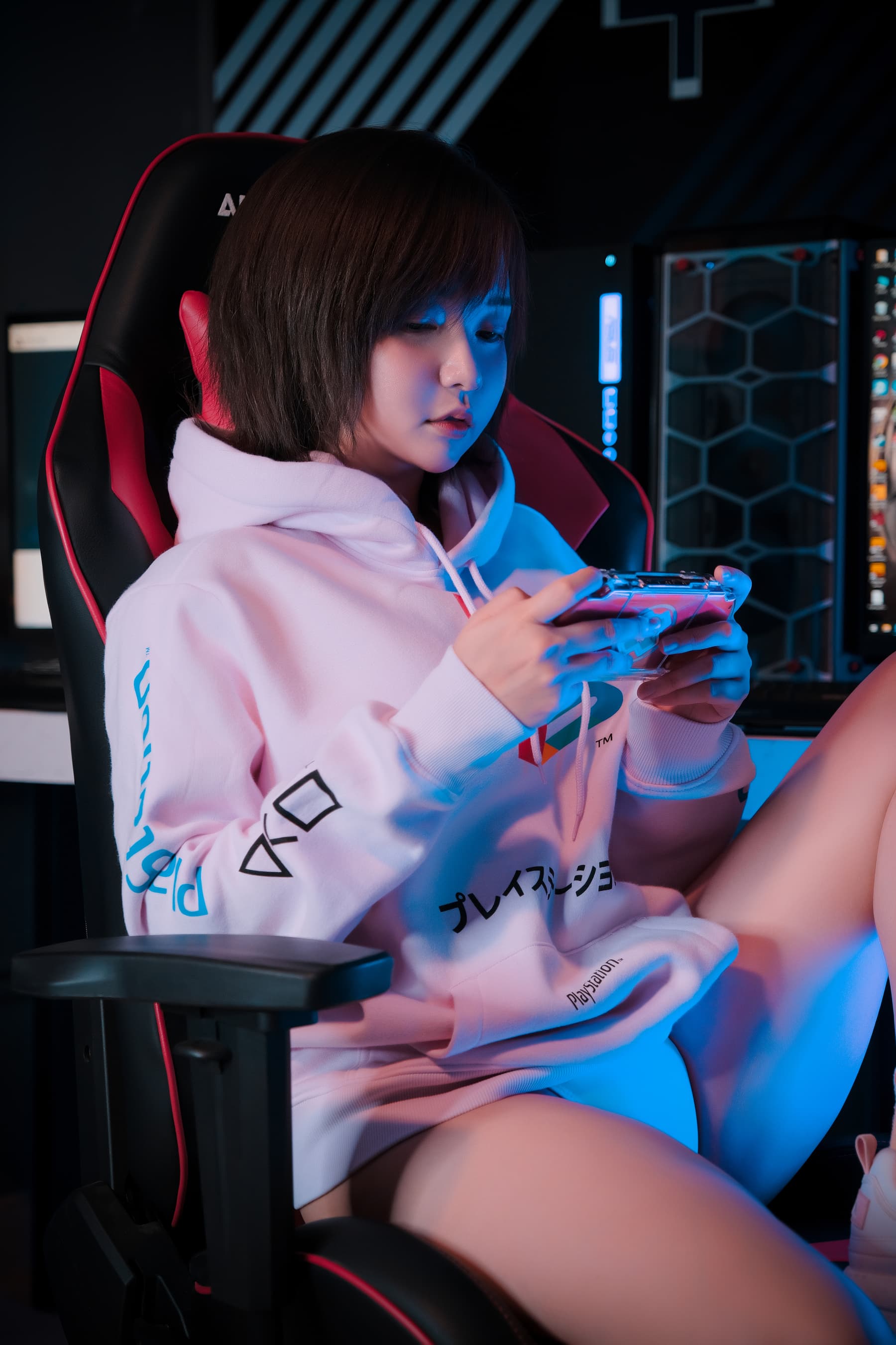 NO.047 Casual Lonely Gamer – [Potato Godzilla] - 喵图录
