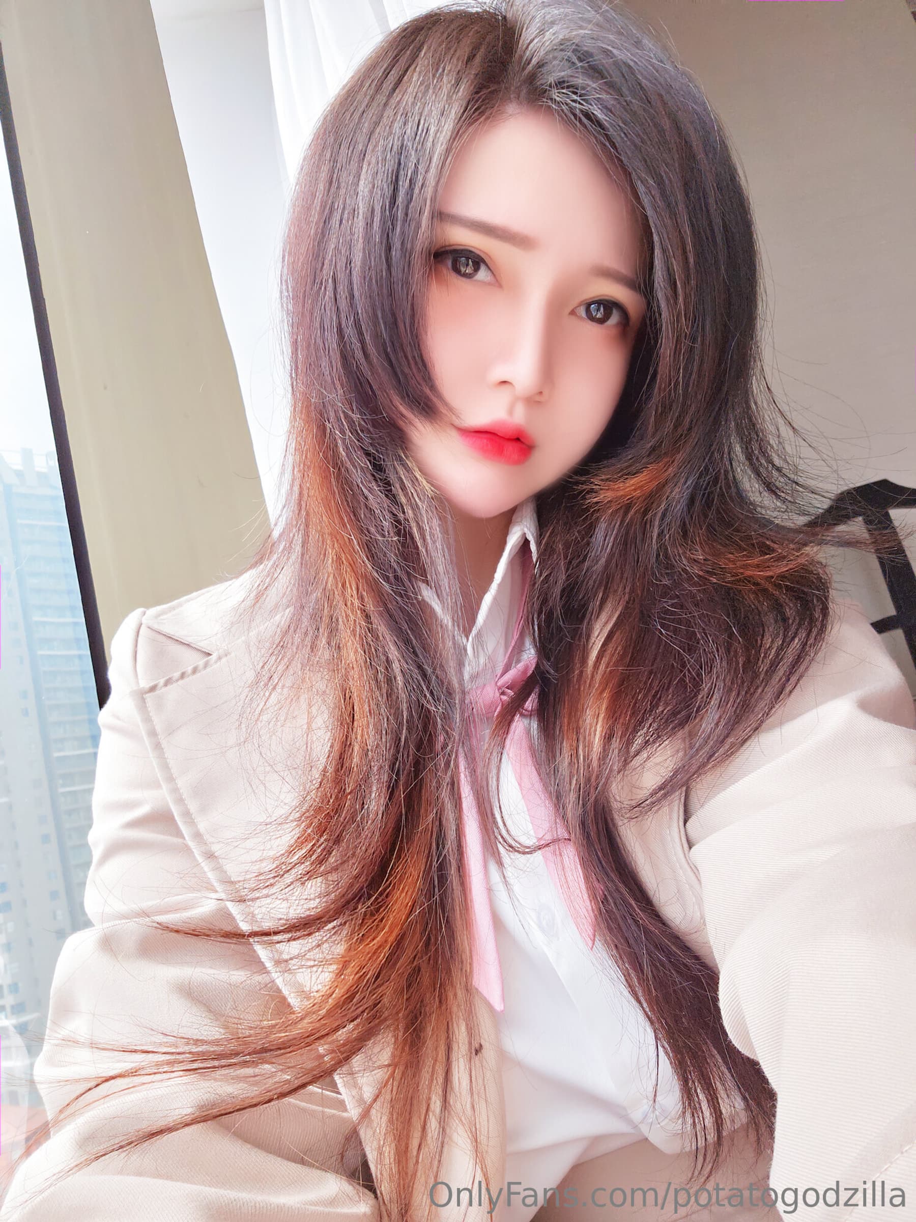 NO.132 Student – [Potato Godzilla] - 喵图录