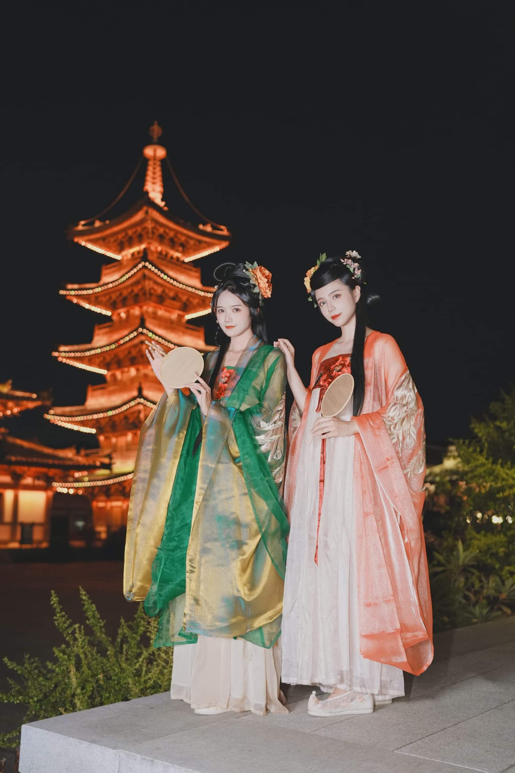 NO.140 &贰加六 夜游灯会 – [兔子Zzz不吃胡萝卜] - 喵图录
