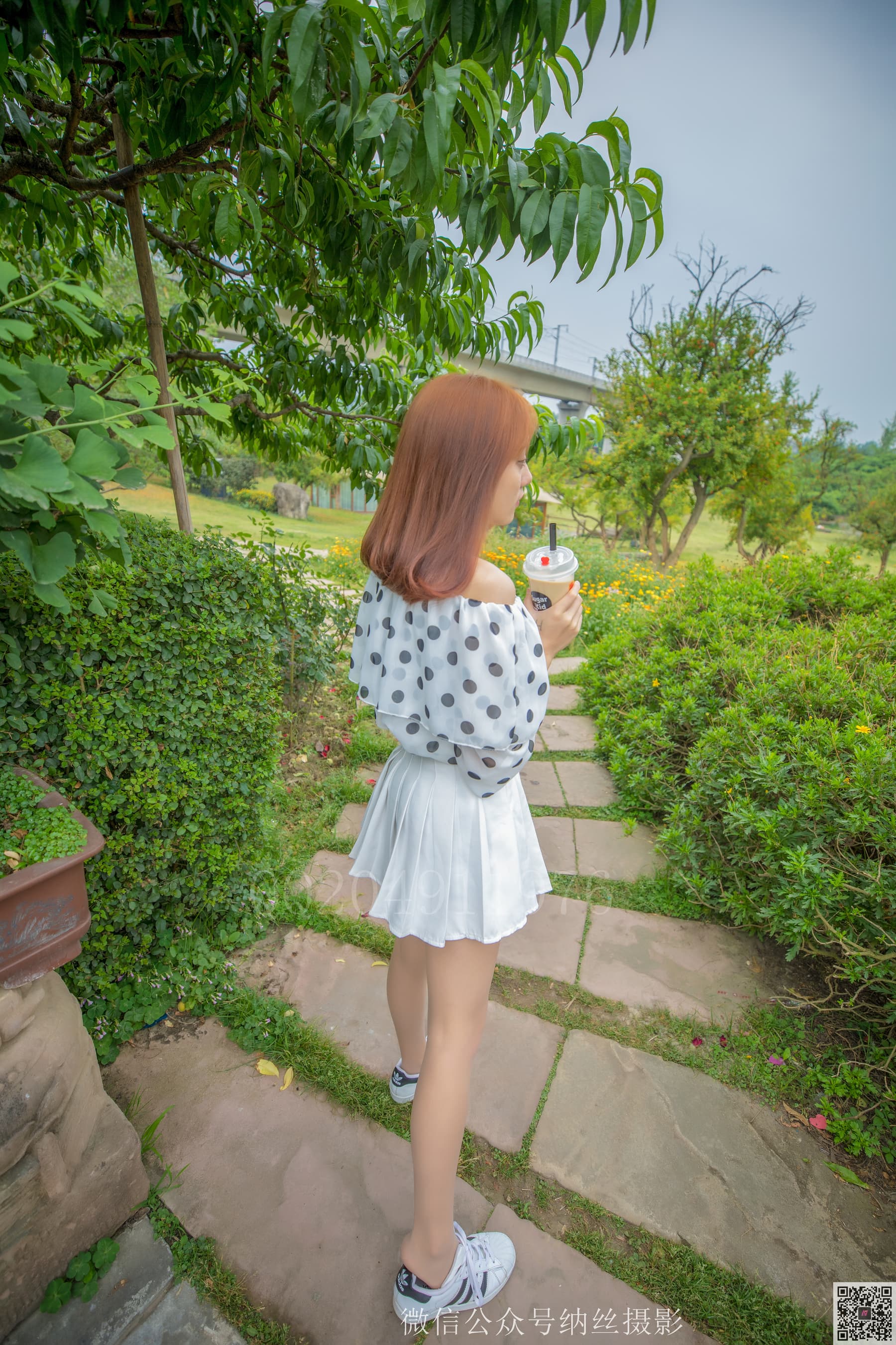 NO.130 沐沐小姐姐 搭配肉色丝袜 – [纳丝摄影] - 喵图录