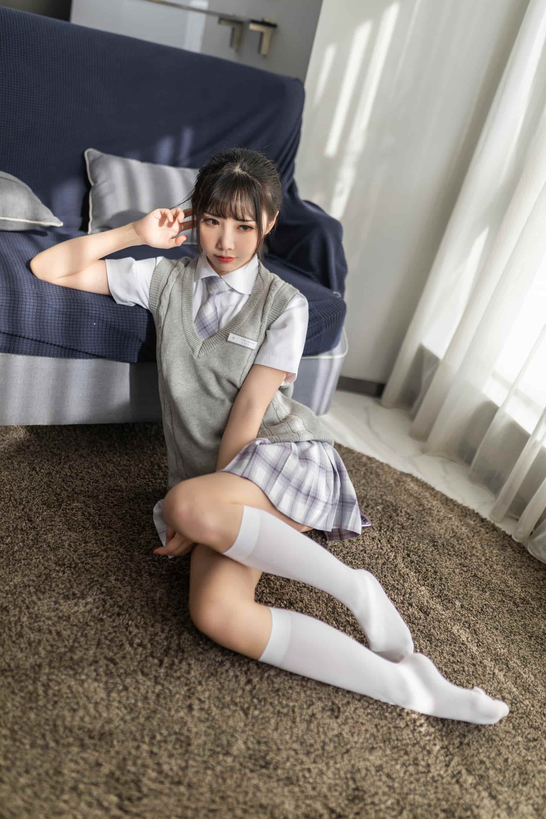 NO.074制服少女 – [面饼仙儿] - 喵图录