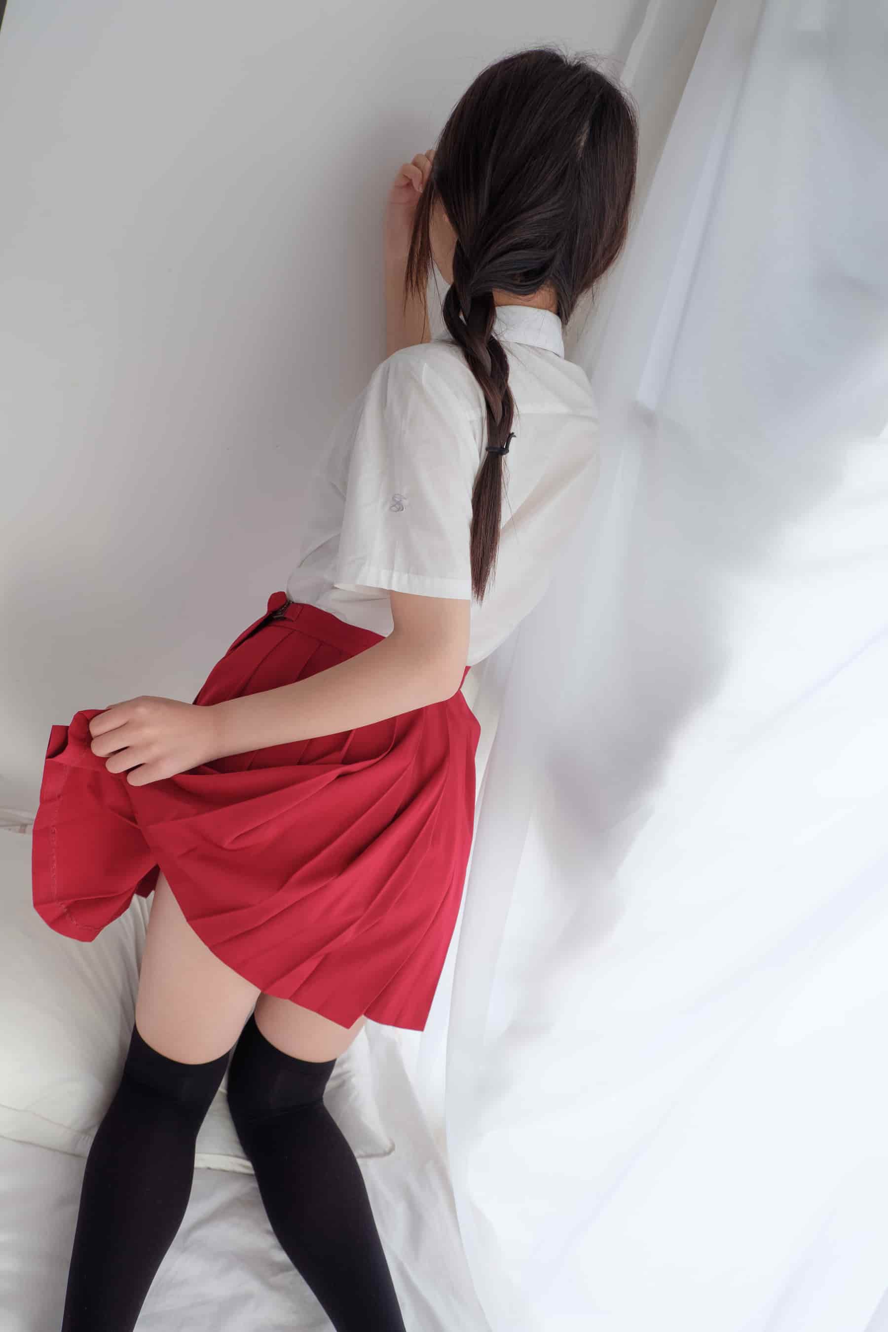 VOL.013红裙黑丝 – [喵写真] - 喵图录