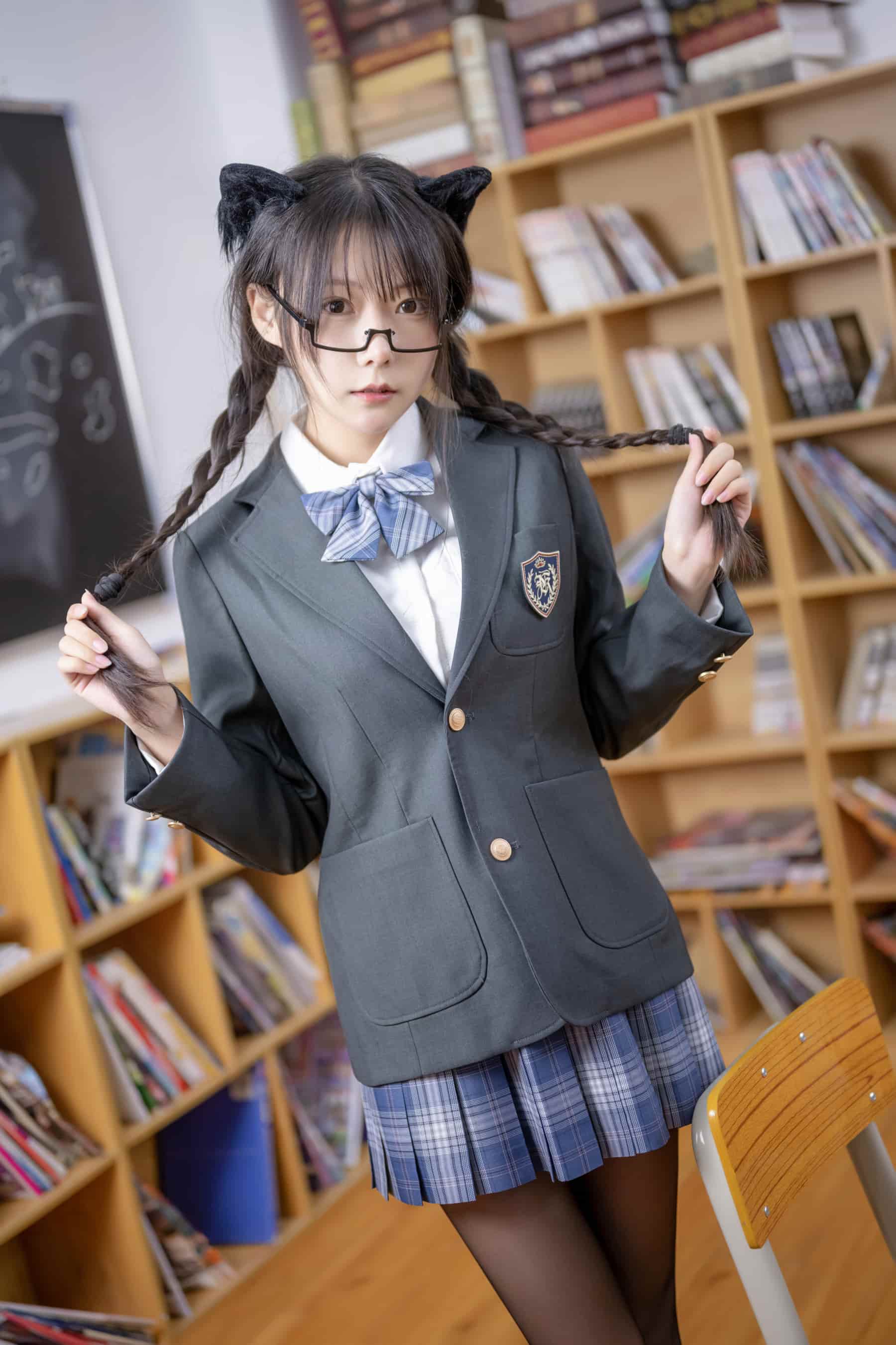 NO.035 小露乱撞 jk制服 – [香草喵露露] - 喵图录
