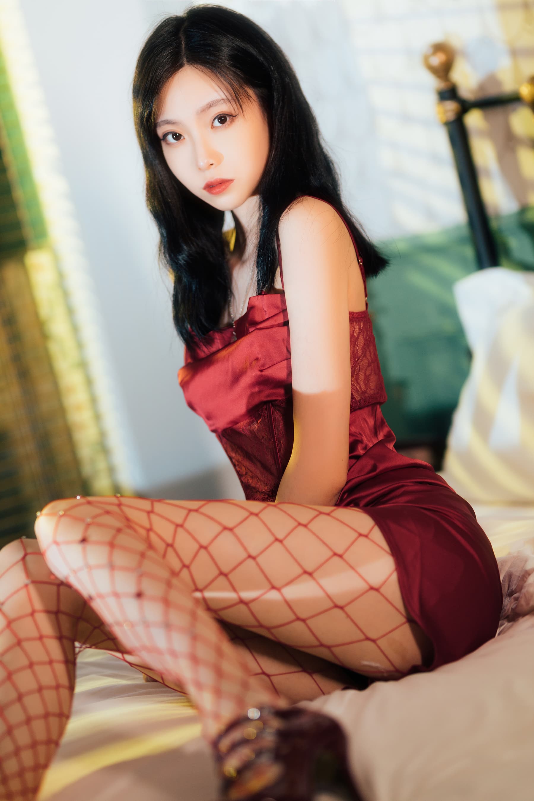 NO.021 网袜红裙 – [许岚LAN] - 喵图录