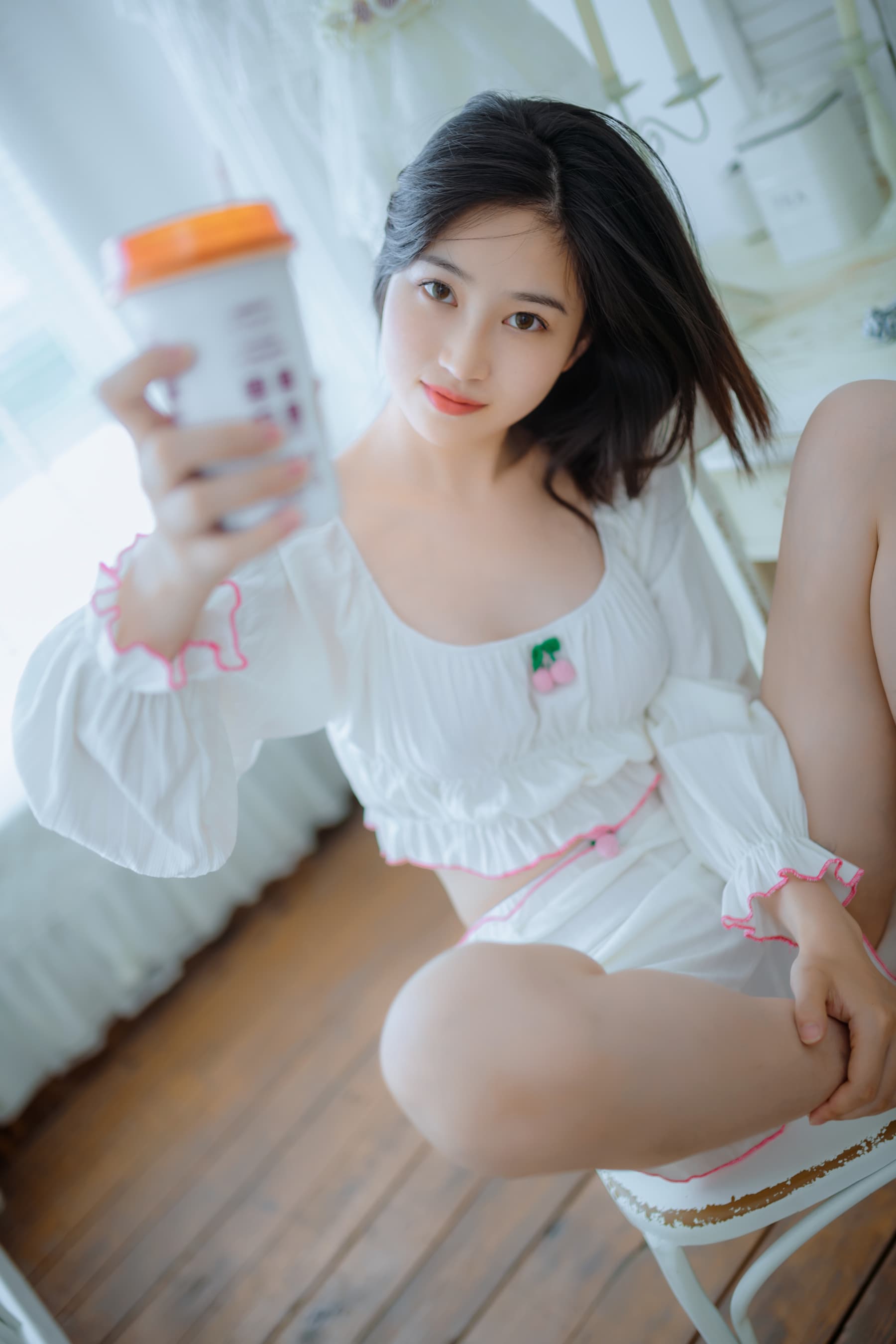 NO.063 爱吃棒棒糖的少女 – [年年nnian] - 喵图录