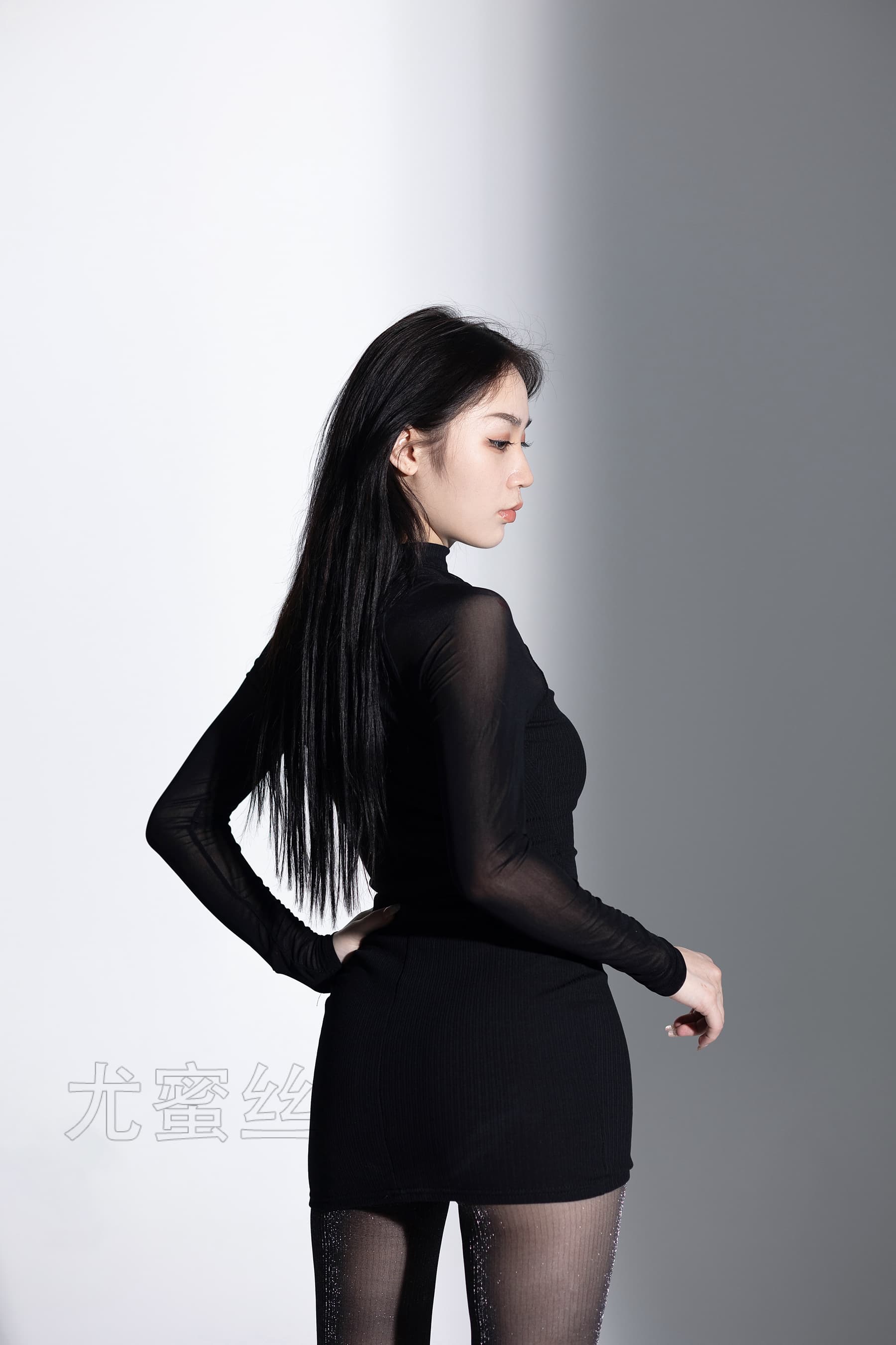 穿搭写真 NO.110 – [尤蜜丝] - 喵图录