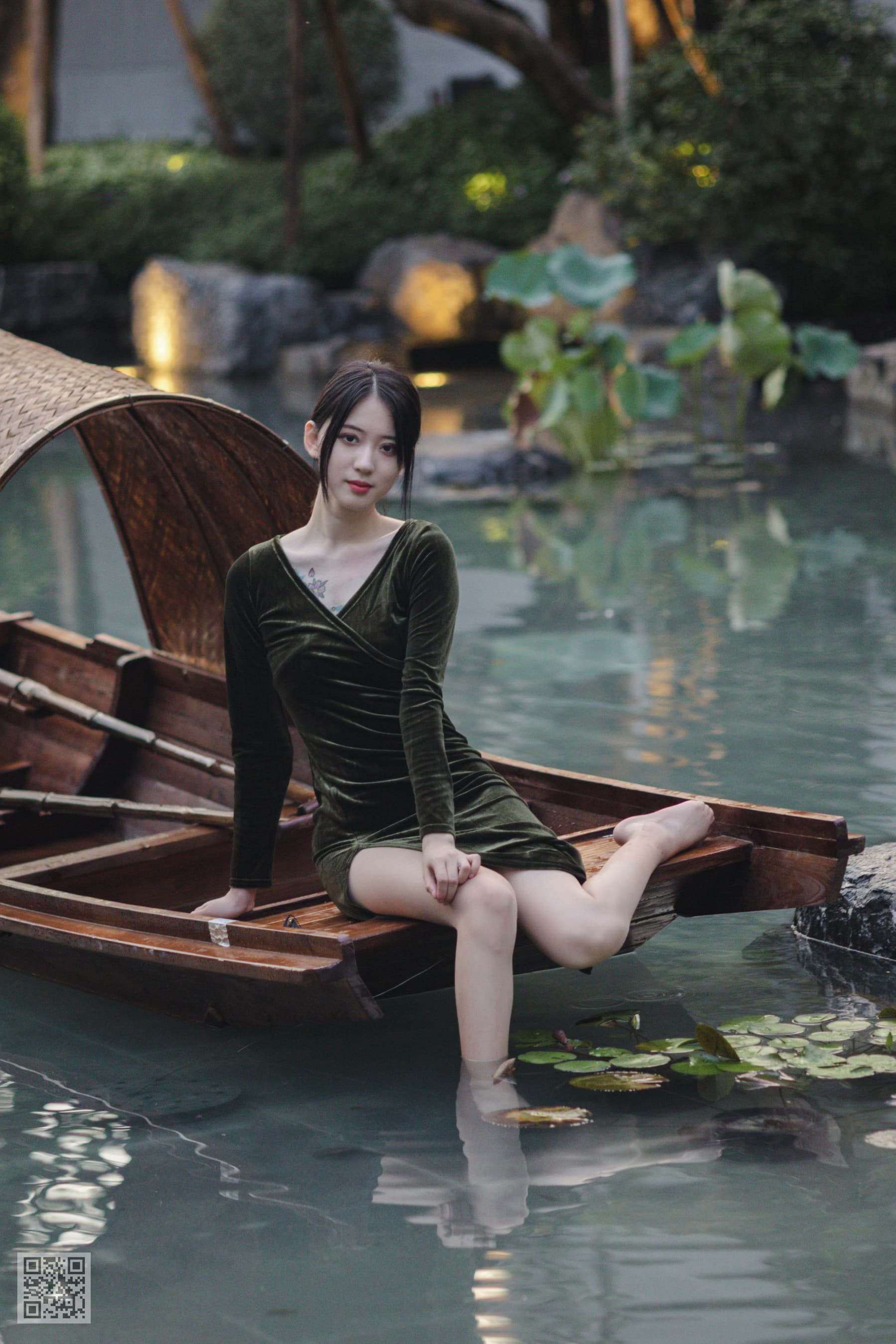 穿搭写真 NO.111 – [尤蜜丝] - 喵图录