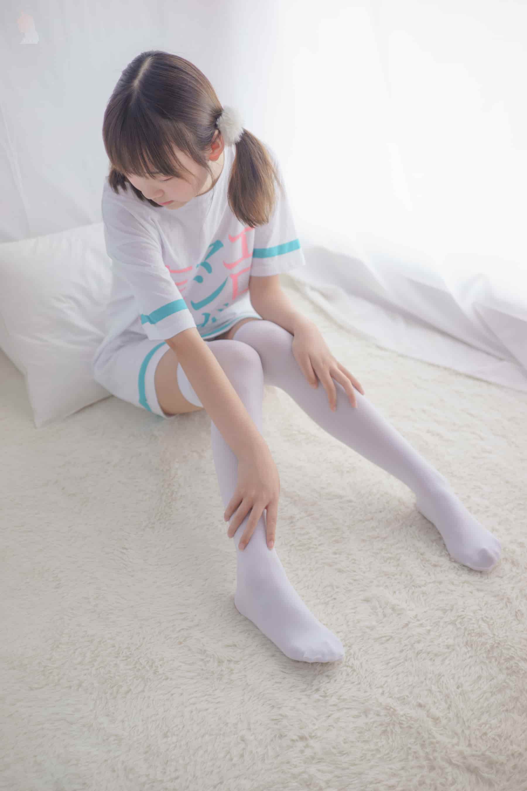 VOL.003居家少女白丝 – [喵写真] - 喵图录