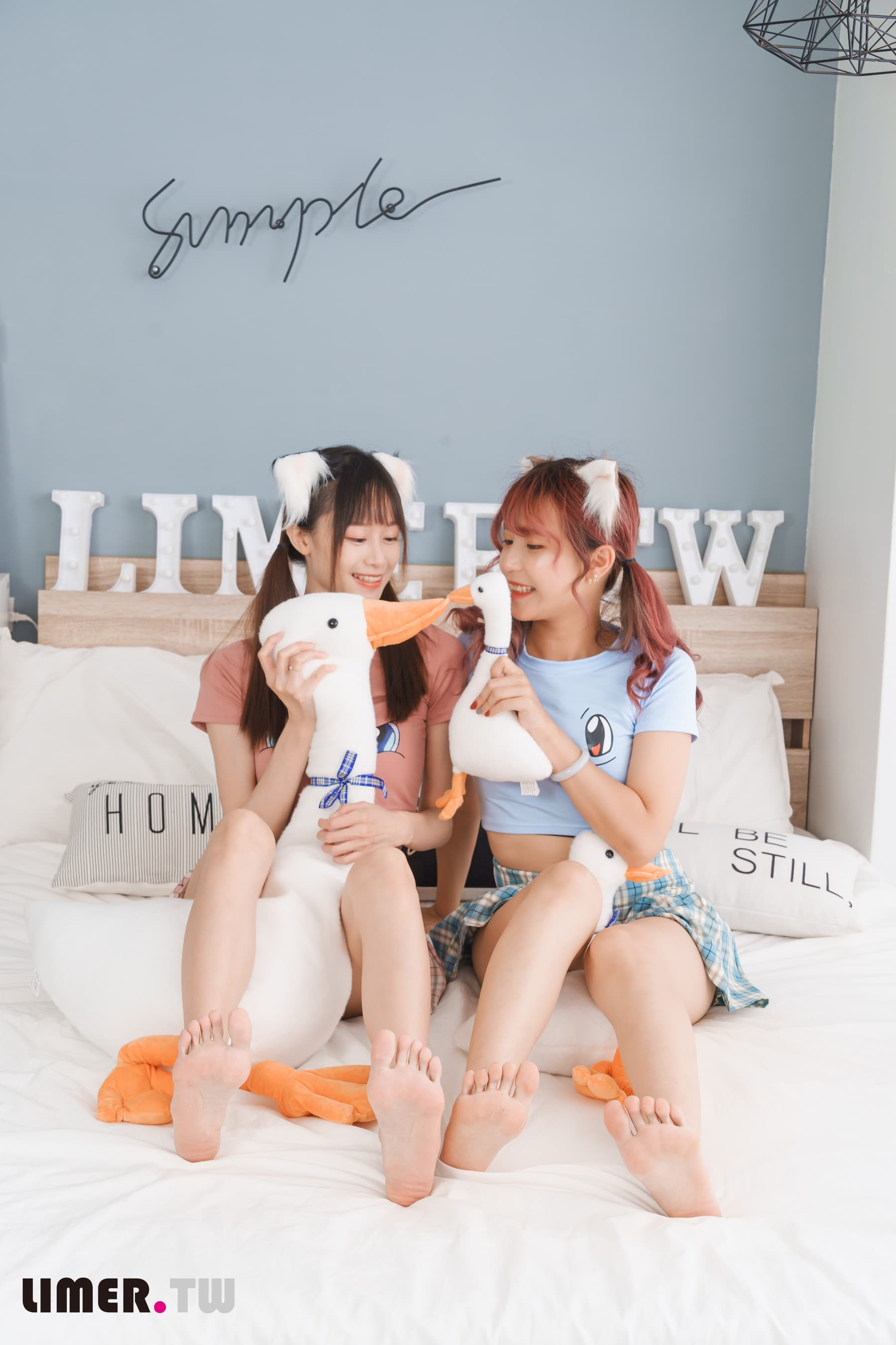 NO.017 乐朵小艾裸足 – [Limerence] - 喵图录