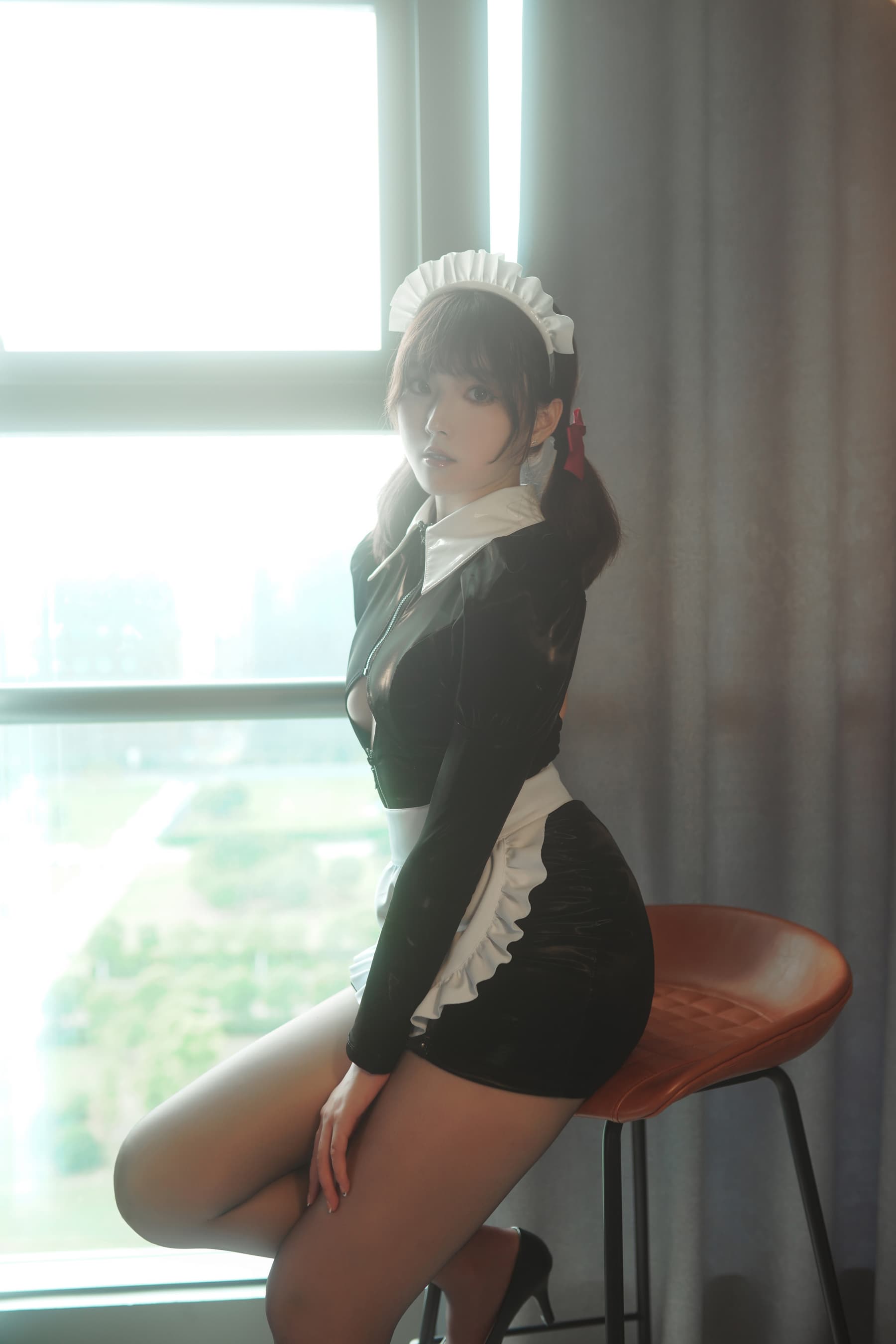 NO.037 漆黑女仆 – [Natsuko夏夏子] - 喵图录