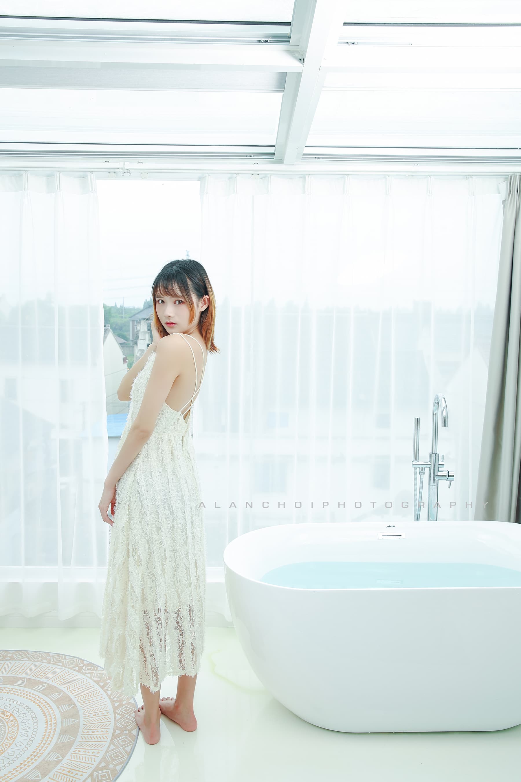 NO.124 浴缸唯美愛倫出品 – [兔子Zzz不吃胡萝卜] - 喵图录