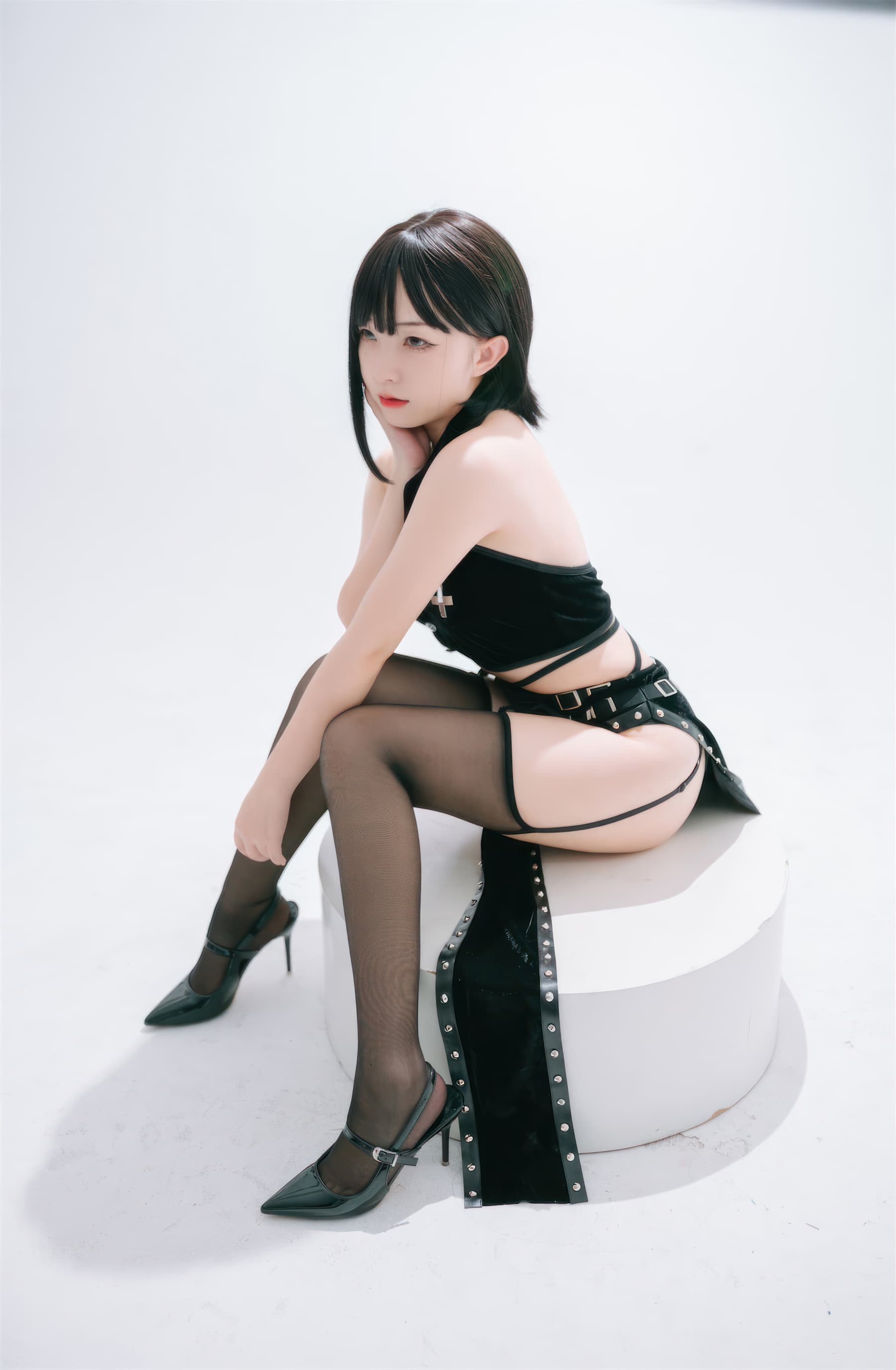 NO.039 吊带袜修女 – [花铃] - 喵图录